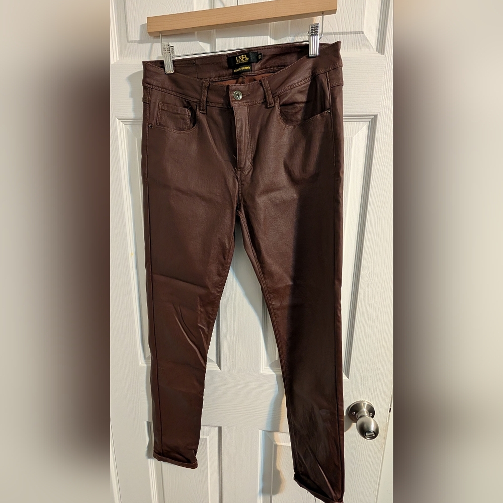 💙 L&B 💙 Chocolate Brown High Rise Skinny Jeans, Vegan Leather